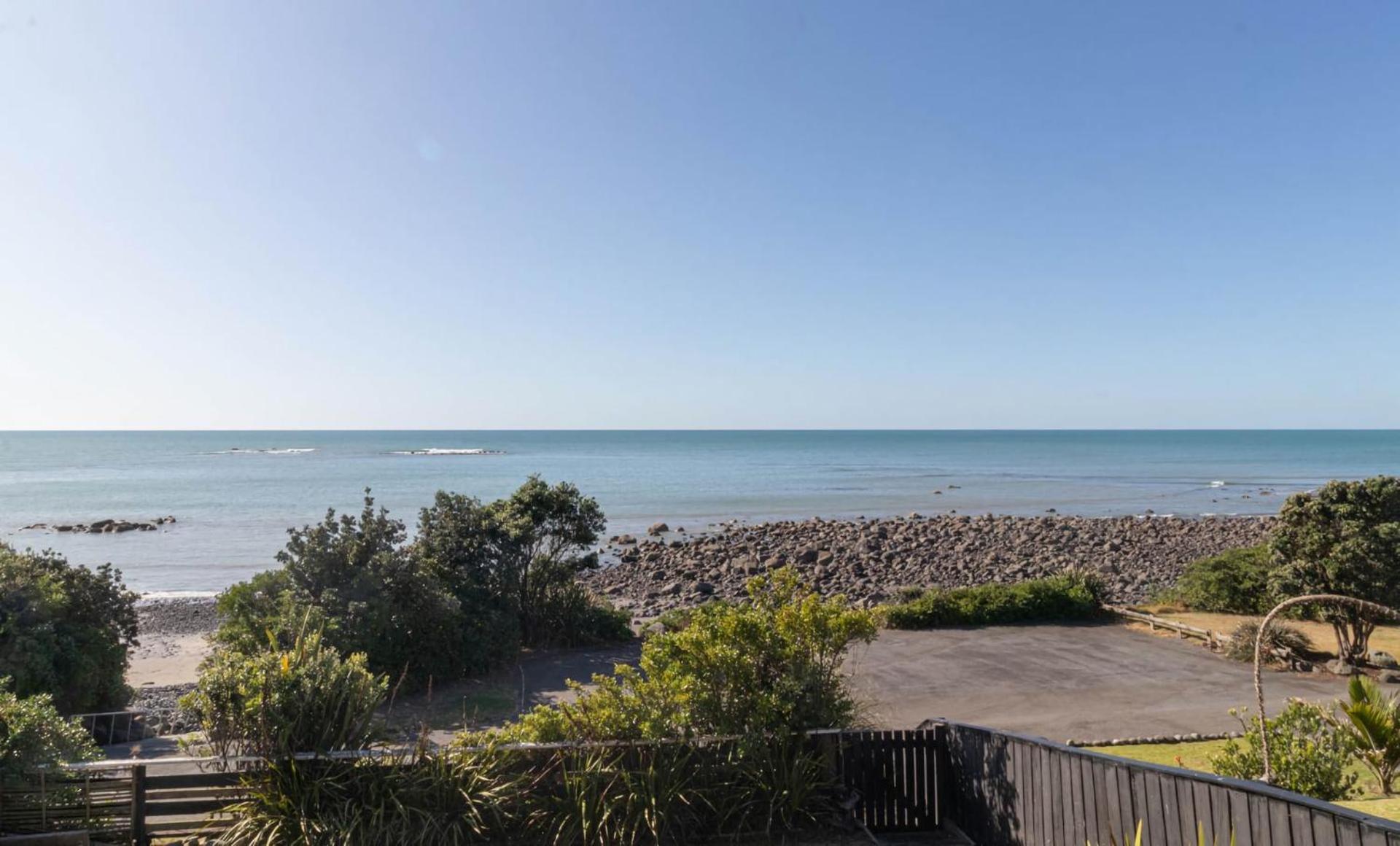 뉴플리머스 Beachfront Bliss On Wanaka Terrace Support Local 빌라 외부 사진