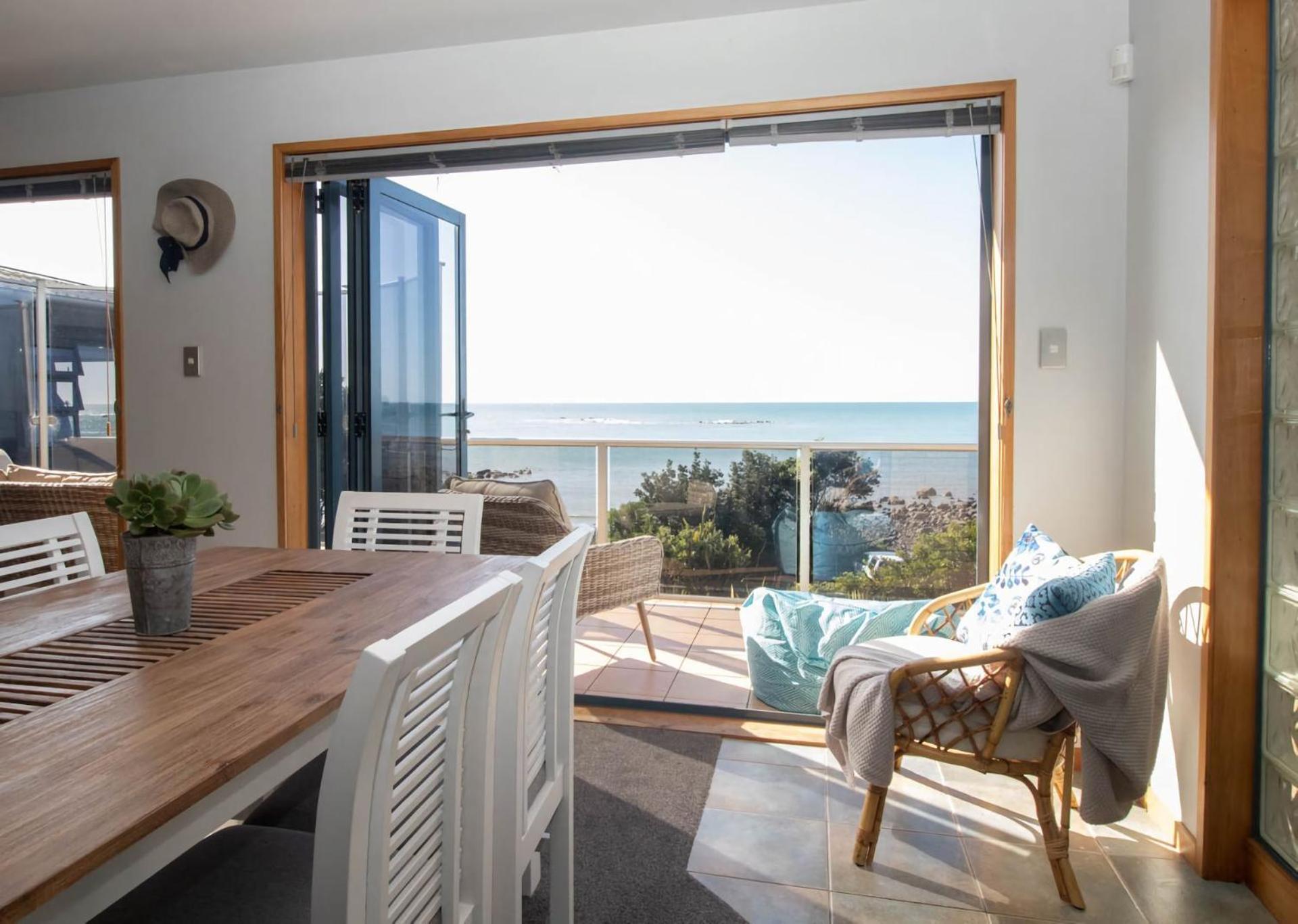 뉴플리머스 Beachfront Bliss On Wanaka Terrace Support Local 빌라 외부 사진